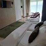 Dalem Met Hottub En Landelijk * Hapert