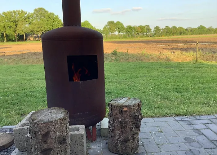 Dalem Met Hottub En Landelijk Vakantiehuis *